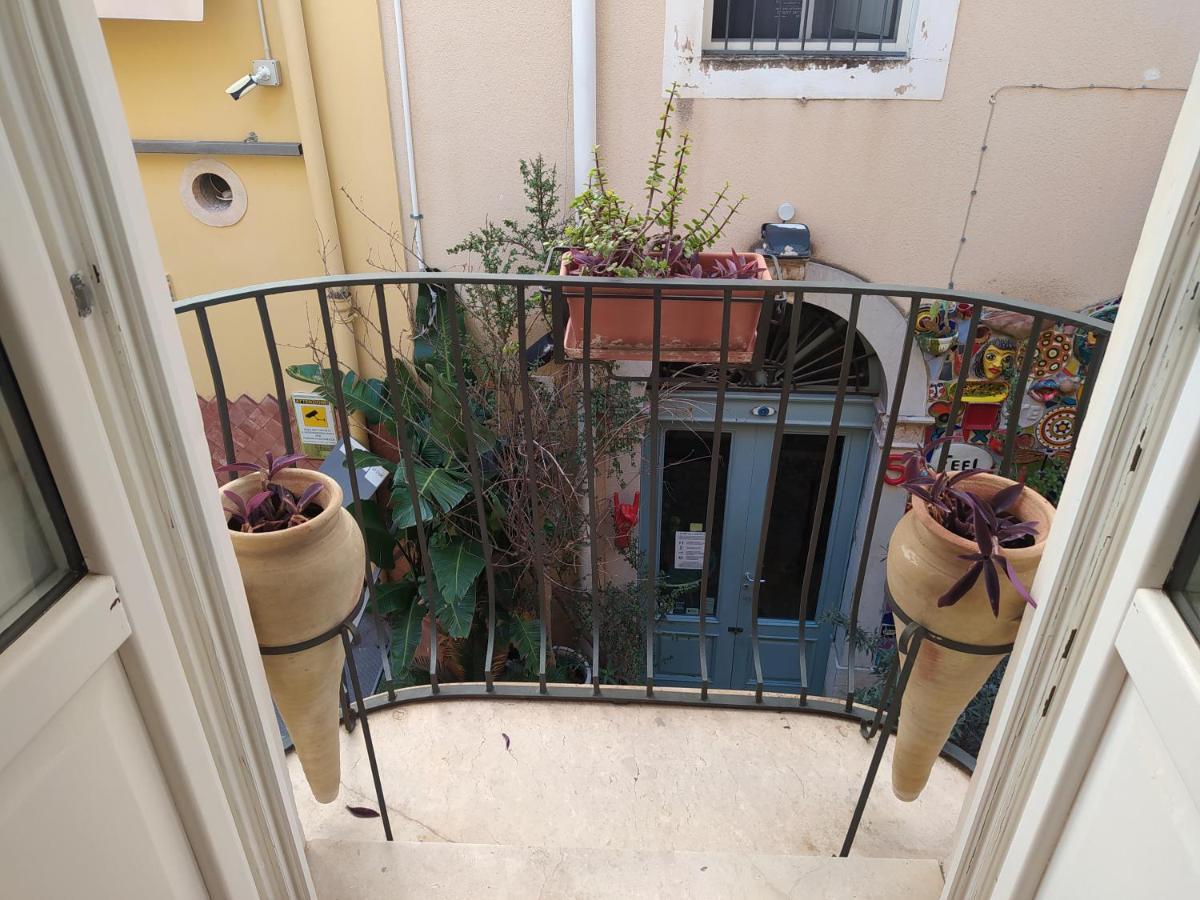 Casa Bianca - Luxury With Balcony In The City Centre Taormina Ngoại thất bức ảnh